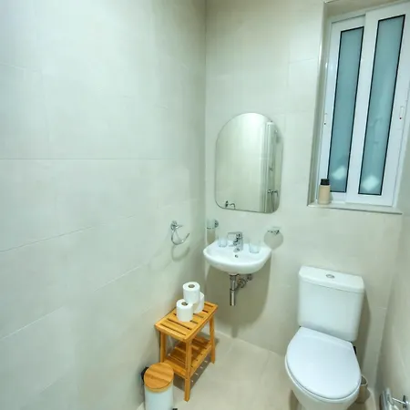 Apartamento Stylish & Large 2 Bedroom With Internal Yard Dcut1-1 *